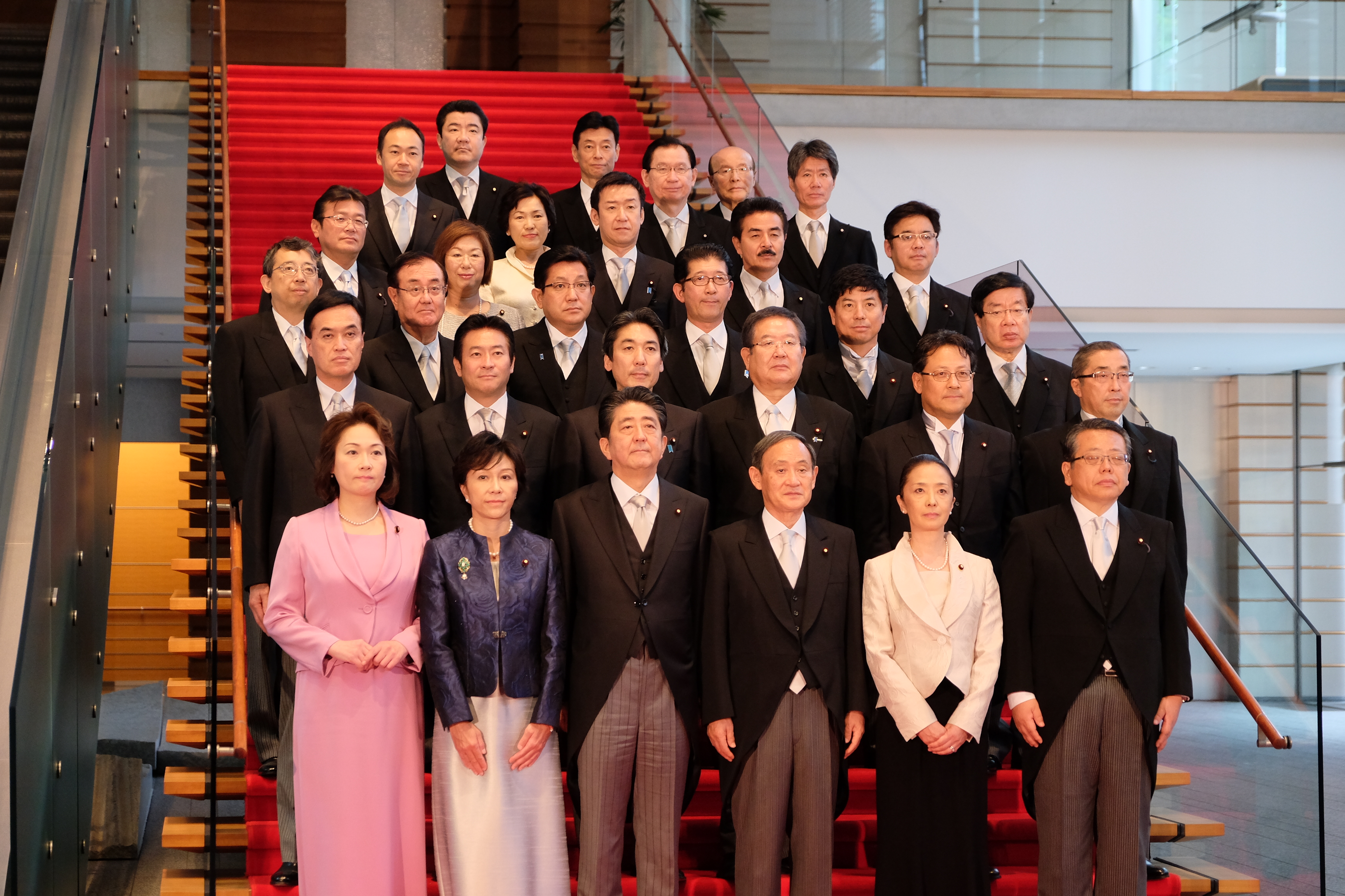 レア 鈴木内閣総理大臣 外遊随行記念品 戸井田三郎 1982年 ネクタイピン 20181004.jpg